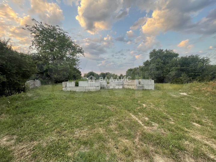 Участок 10 сот. (личное подсобное хозяйство (лпх))