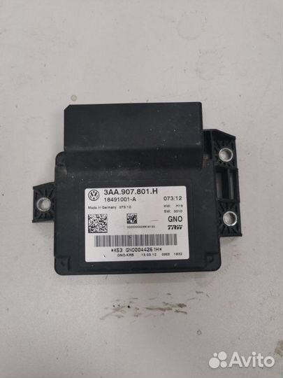 Блок управления стояночным тормозом Volkswagen