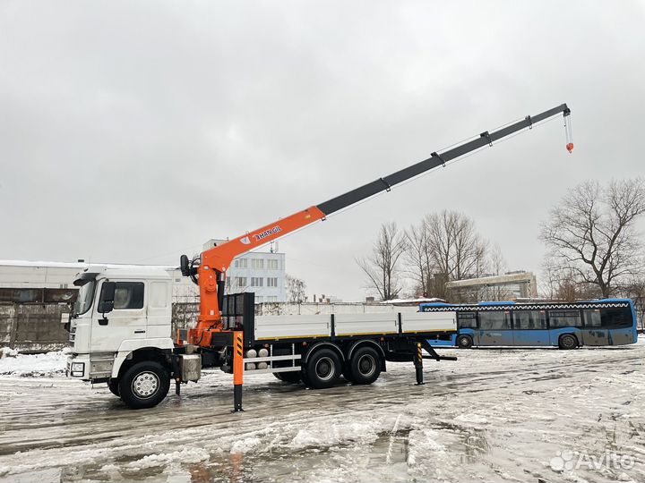 Shacman (Shaanxi) F3000 с КМУ, 2023