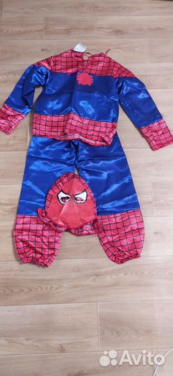 Костюм Человека Паука, новый,р.140(9-10 лет)