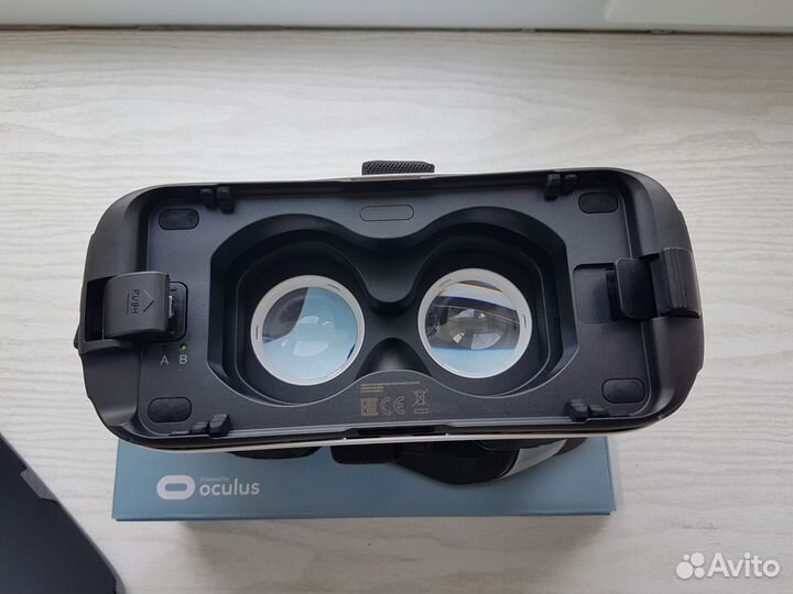 Очки виртуальной реальности samsung Gear VR