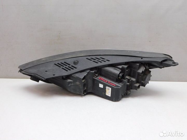 Фара правая Hyundai Tucson