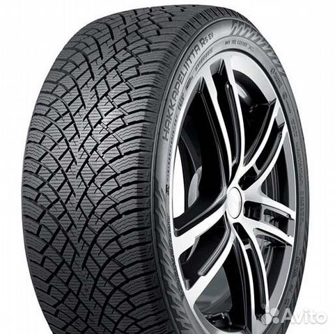 Nokian Tyres Hakkapeliitta R5 SUV 215/70 R16