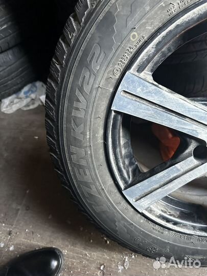 Kumho I'Zen KW22 195/65 R15