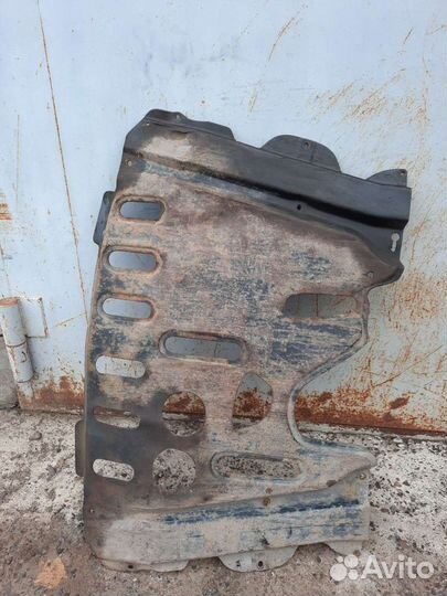 Защита двигателя, стабилизатор Renault Symbol