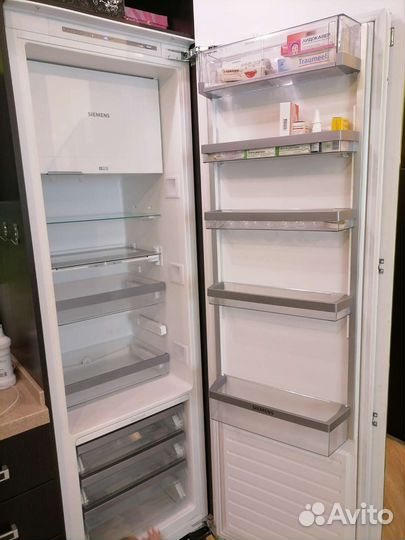 Встраиваемый холодильник Siemens