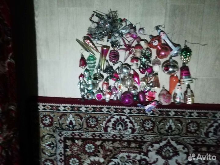Елочные игрушки