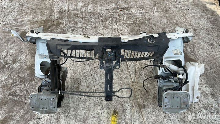 Передняя панель крепления облицовки (телевизор), Volkswagen Amarok (2010-2016) 2013