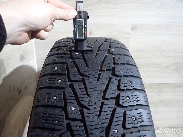 Nokian Tyres Hakkapeliitta 7 SUV 235/60 R18 107T