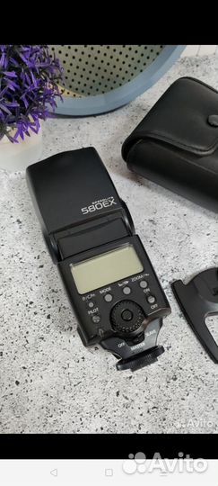 Вспышка Canon Speedlite 580EX