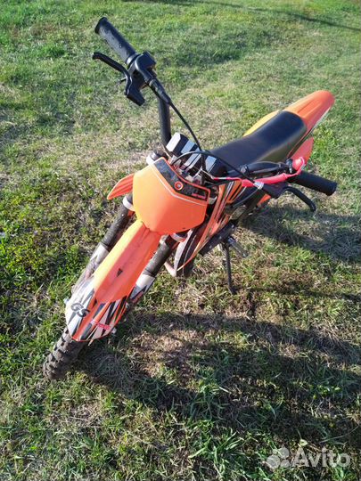 Детский кроссовый мотоцикл