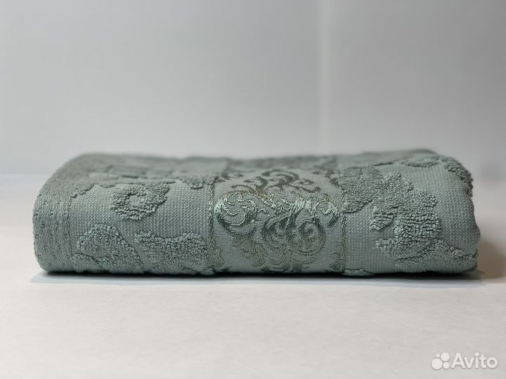 Наборы махровых полотенец новые разные модели