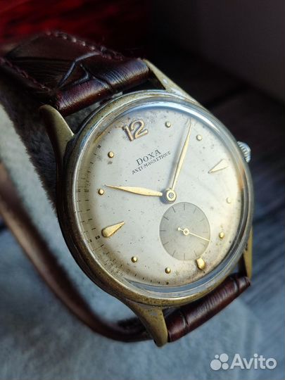 Часы doxa. Швейцария