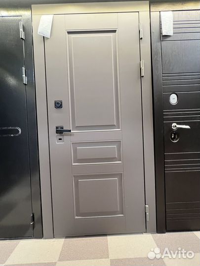 Дверь входная взломостойкая