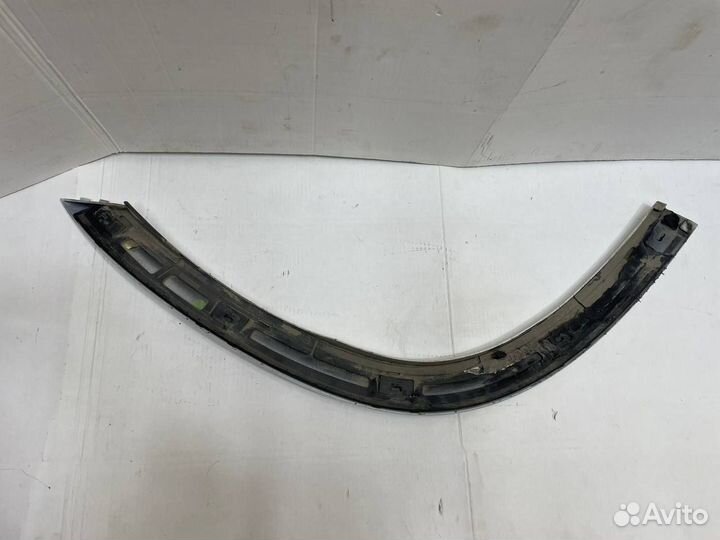 Накладка арки колеса левая Mercedes-Benz GLE