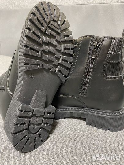 Ботинки женские