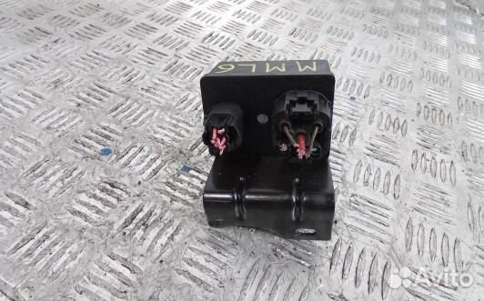 Реле накала свечей jeep grand cherokee WK2 (MML06O