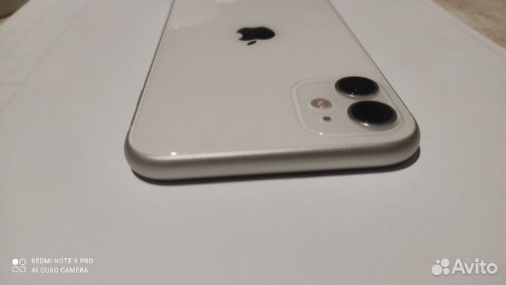 iPhone 11, 64 ГБ