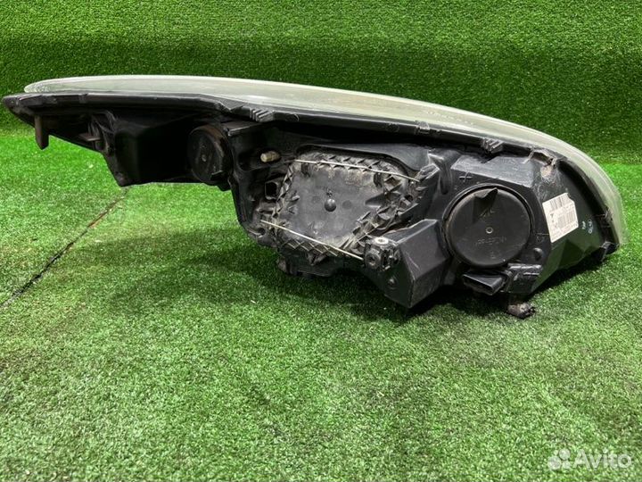 Фара галогеновая передняя левая Renault Megane