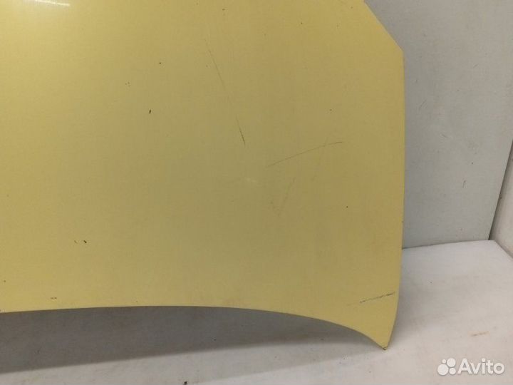 Капот Toyota Vitz