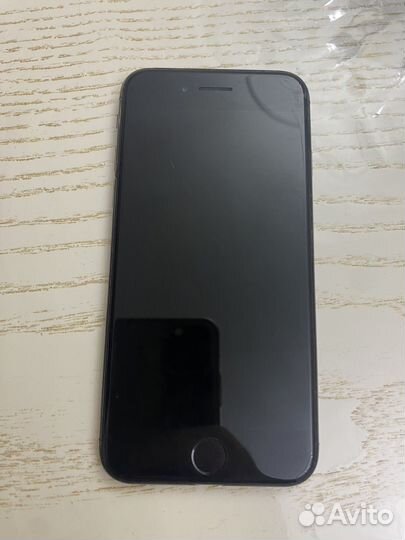 iPhone SE (2020), 128 ГБ