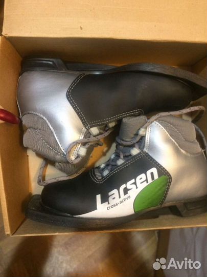 Лыжные ботинки