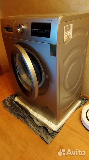 Новая стиральная bosch узкая