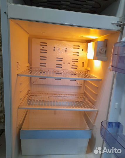 Холодильник бирюса 151е