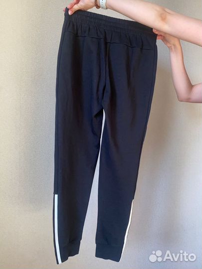 Женский спортивный костюм adidas