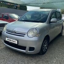 Toyota Sienta 1.5 CVT, 2012, 191 000 км, с пробегом, цена 800 000 руб.