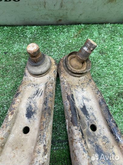 Рычаг передний левый правый Mitsubishi Lancer X 10