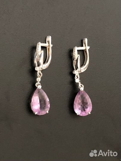 Золотые серьги с бриллиантами