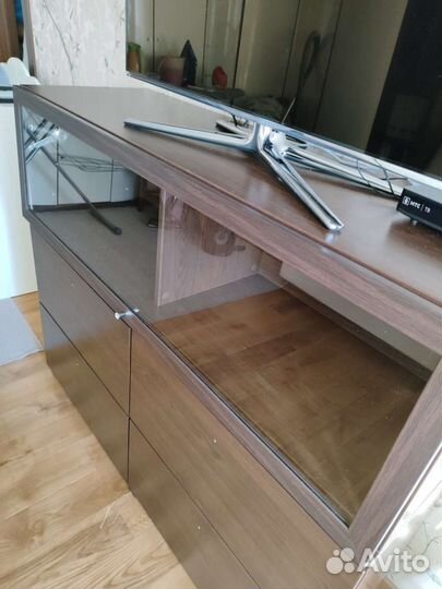 Навесной шкаф