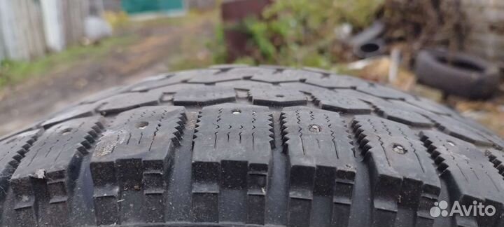 Yokohama IceGuard Stud IG65 225/70 R16 131B