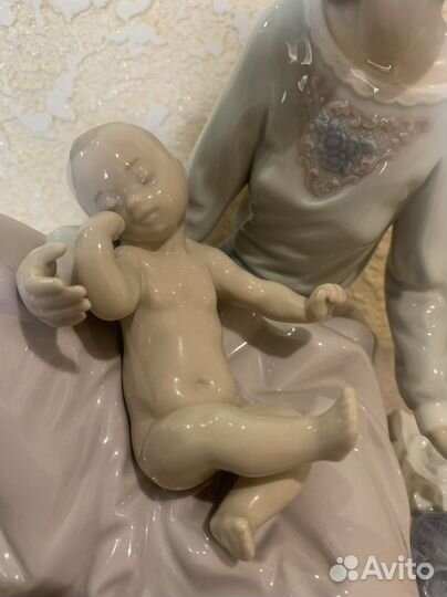Фарфоровая статуэтка Lladro