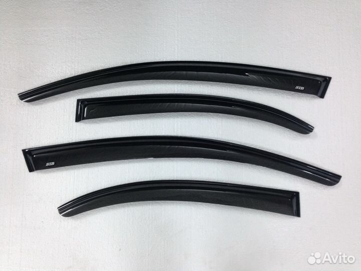 Дефлектор двери Chevrolet Aveo седан (06-11)