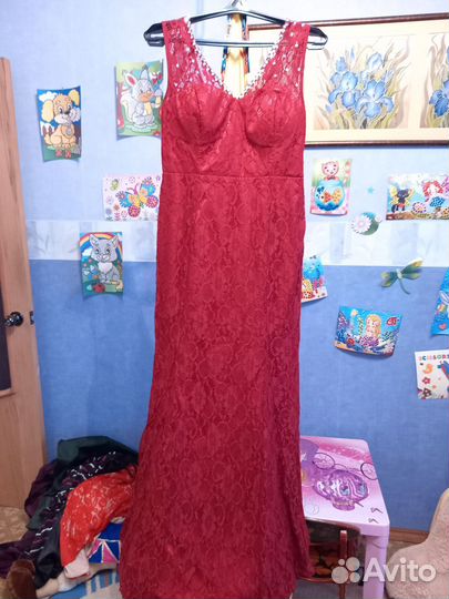 Вечернее платье