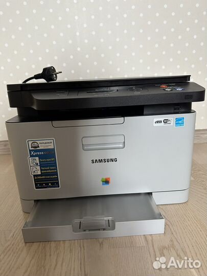 Лазерное цветное мфу Samsung Xpress SL-C460W