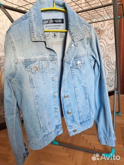 Джинсовая куртка