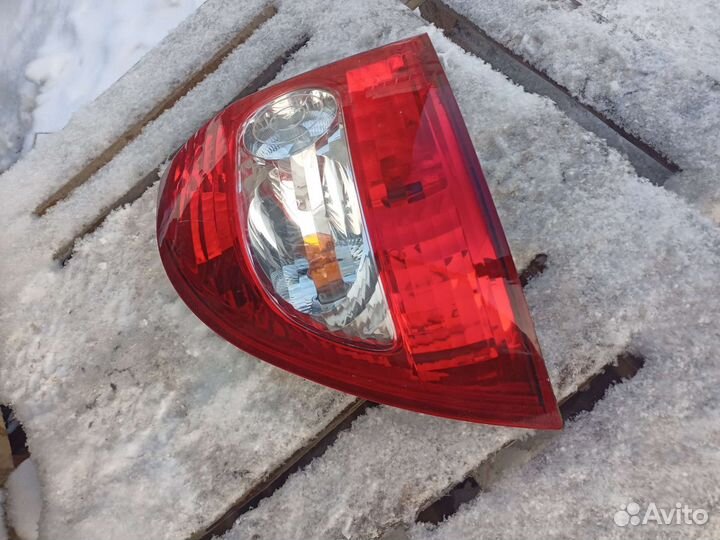 Фонарь задний левый priora