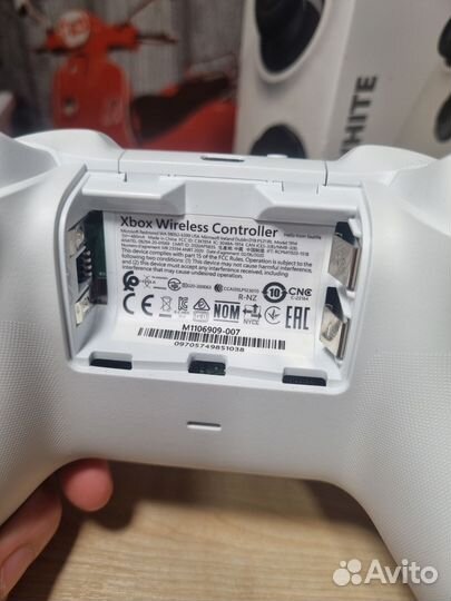 Геймпад для xbox series белый robot white