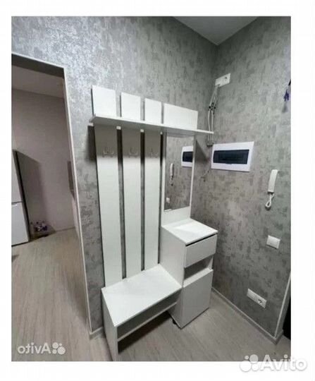 Тумба белая