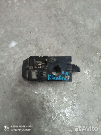 Ручка двери внутр. перед. левая Hyundai Elantra 3