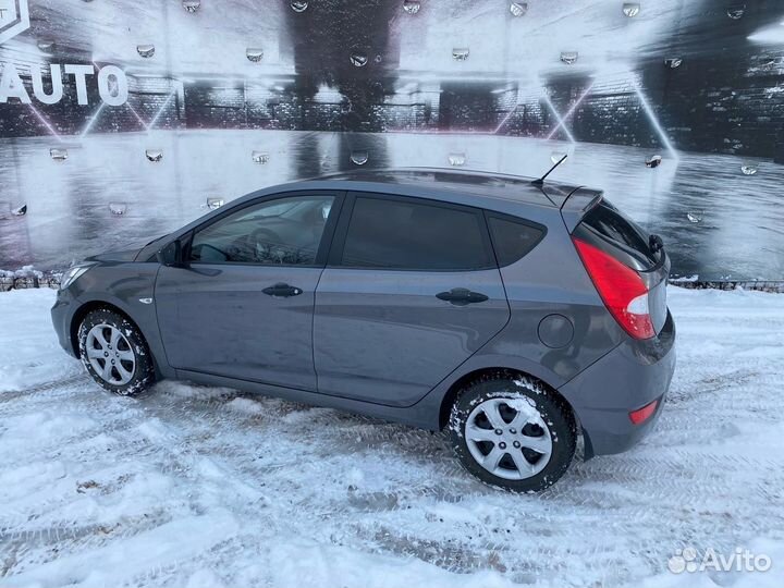 Hyundai Solaris 1.4 МТ, 2012, 127 000 км