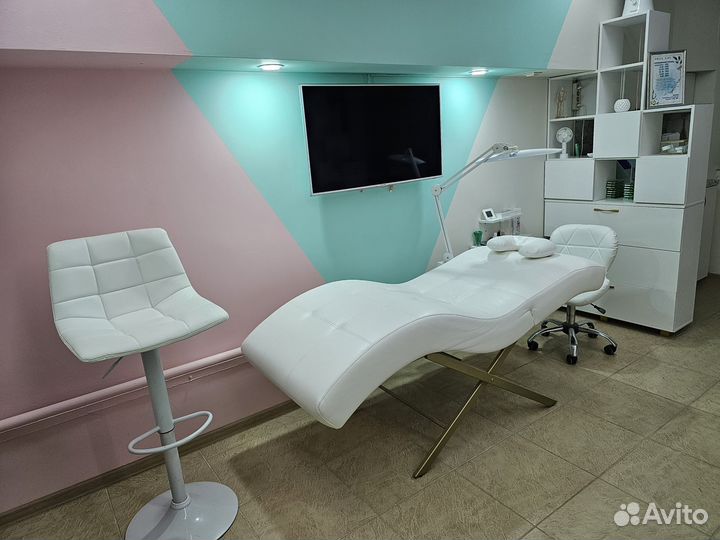 Наращивание ресниц, обучение