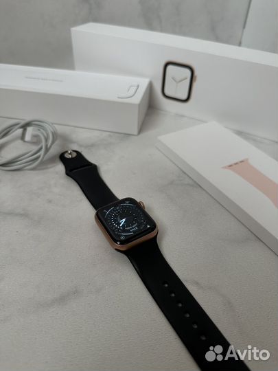 Часы apple watch 4 40mm