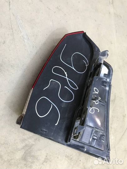 Фонарь задний левый Toyota Land Cruiser 200