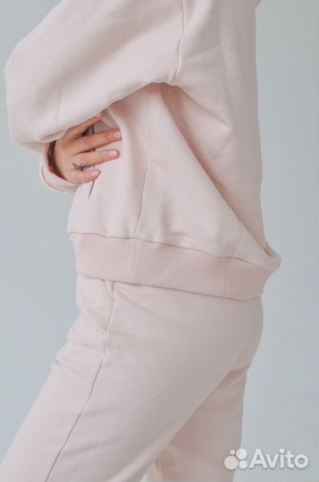 Костюм женский