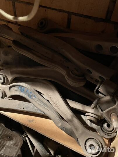 Рычаг передний верхний мерс w221