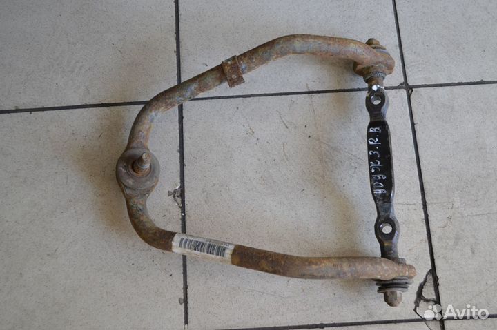 Рычаг задний правый верхний Dodge Stratus 1